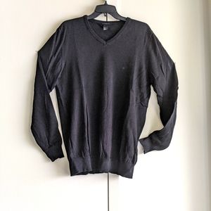 NWOT black sweater H&M, size M